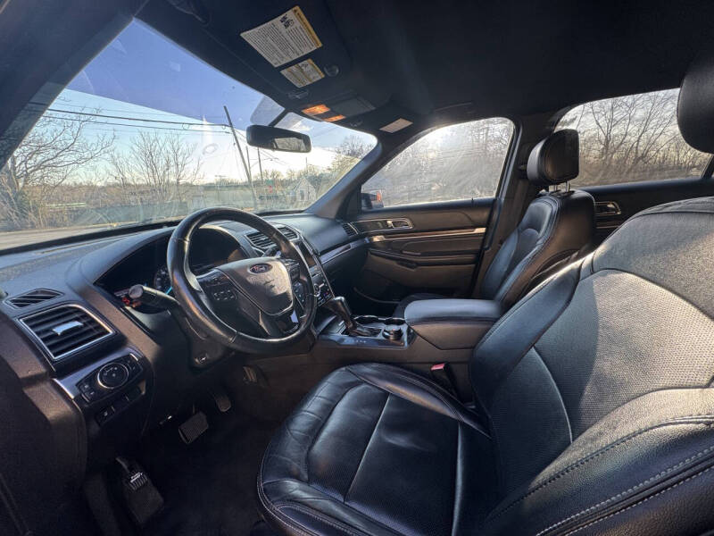 2017 Ford Explorer Limited