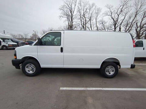 2025 Chevrolet Express 2500