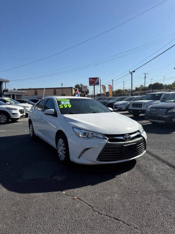 2015 Toyota Camry LE