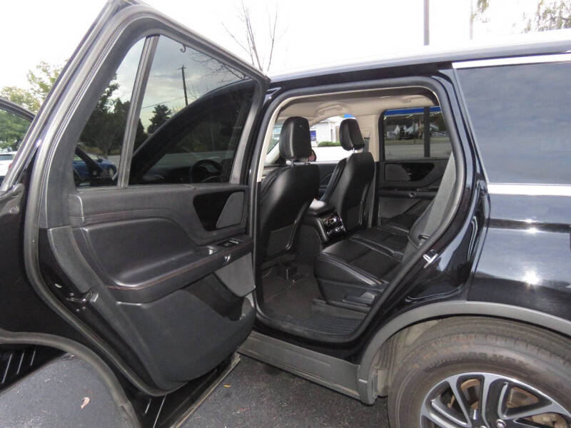 2022 Lincoln Aviator Livery