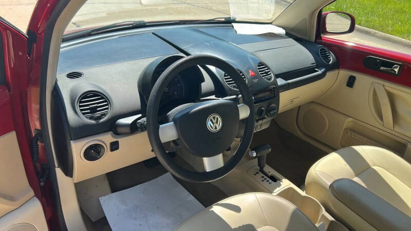 2008 Volkswagen New Beetle