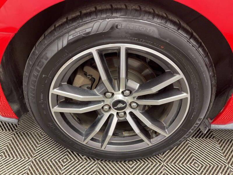 2017 Ford Mustang EcoBoost Premium