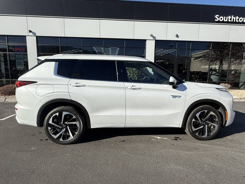 2025 Mitsubishi Outlander PHEV SEL