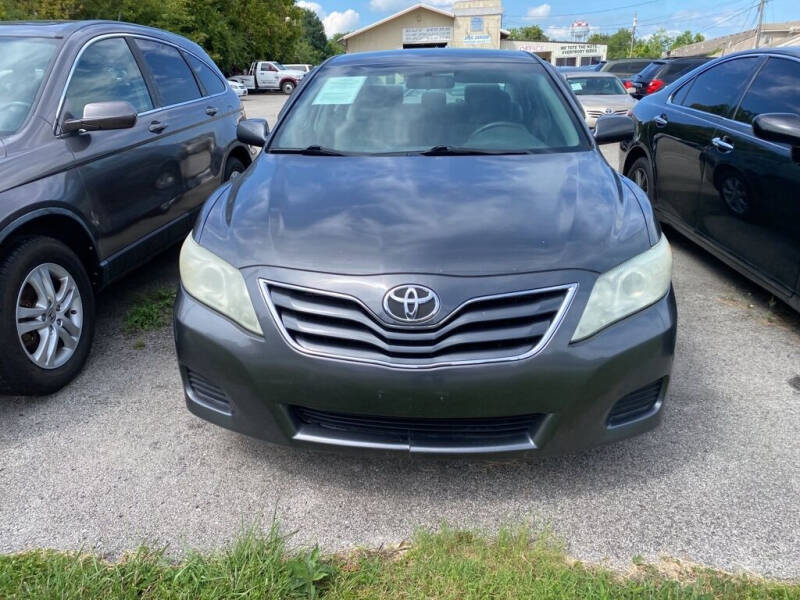 2011 Toyota Camry for sale at Doug Dawson Motor Sales in Mount Sterling KY