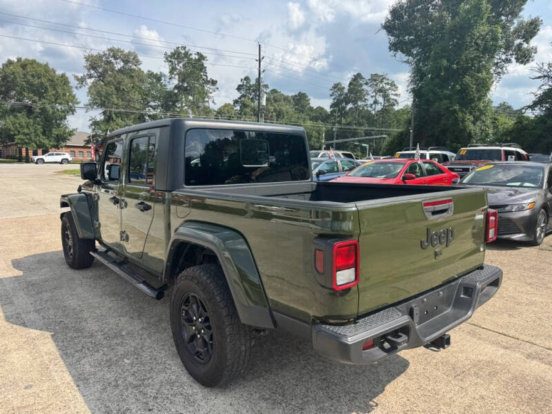 2021 Jeep Gladiator Willys
