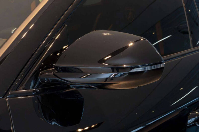 2024 Lamborghini Urus S
