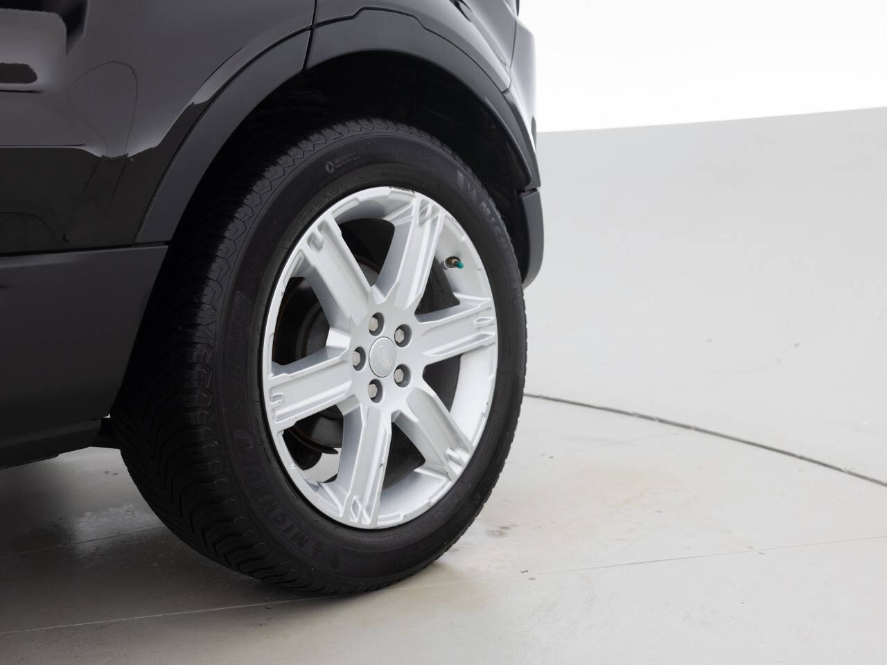 Used Car 2015 Land Rover Range Rover Evoque  Pure Plus Awd 4dr Suv For Sale Under $12,000 In Coal City, Illinois