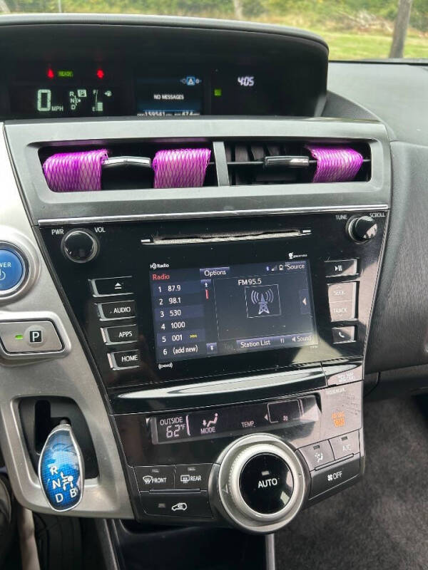 2017 Toyota Prius Three