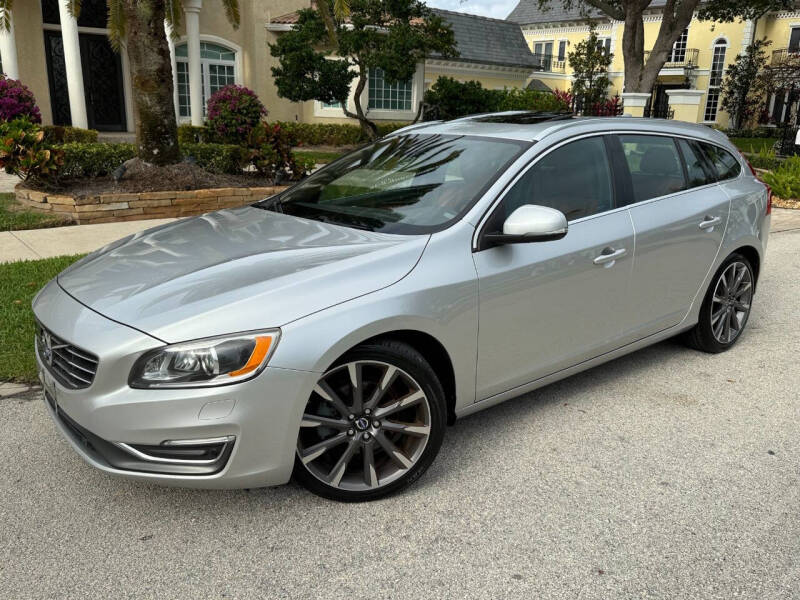2015 Volvo V60 T5 Drive-E Platinum