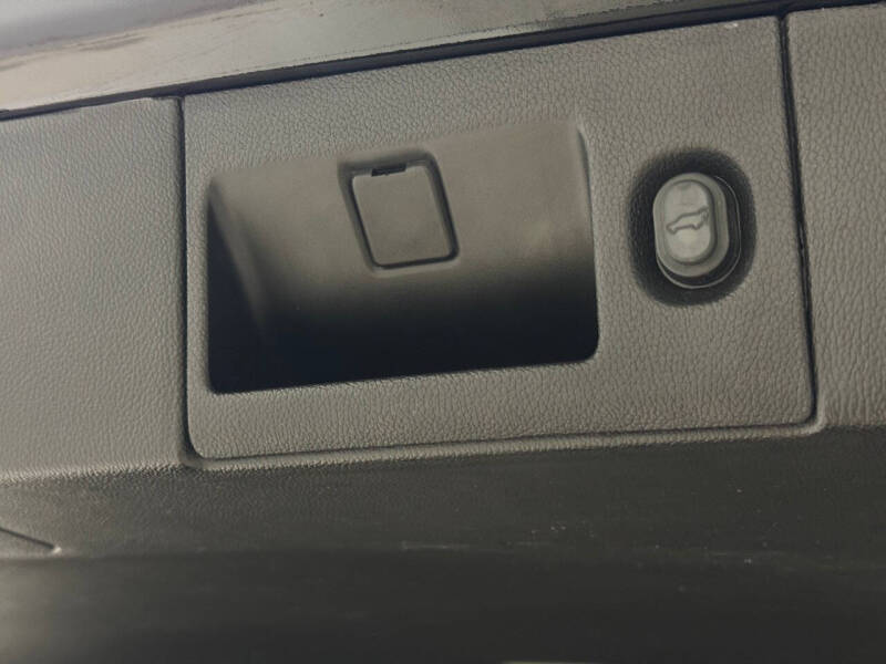 2020 Cadillac Escalade Premium Luxury