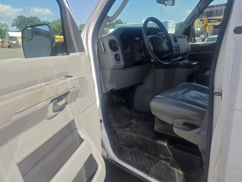 2013 Ford E-Series