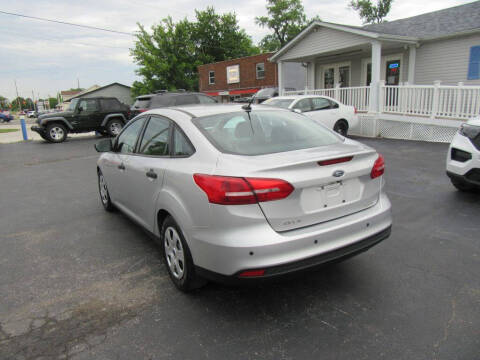 2016 Ford Focus S