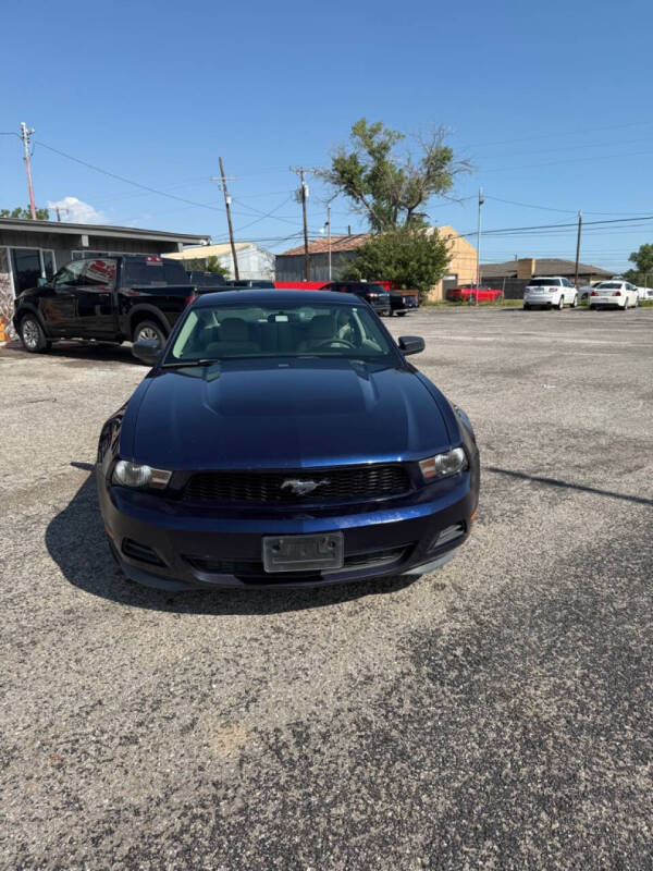 2011 Ford Mustang V6