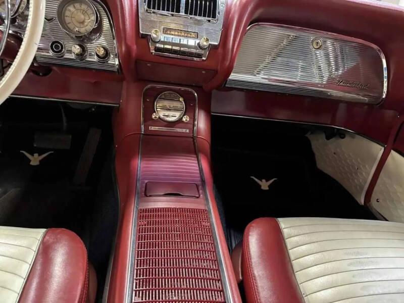 1959 Ford Thunderbird