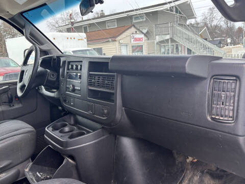 2018 GMC Savana 2500