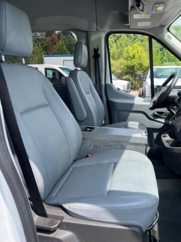 2017 Ford Transit