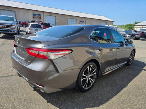 2018 Toyota Camry SE