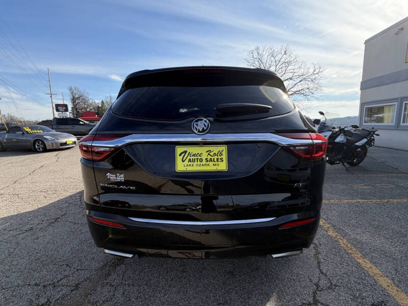 2021 Buick Enclave Essence