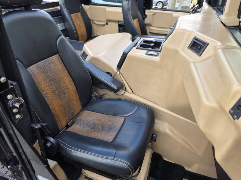 1999 AM General Hummer