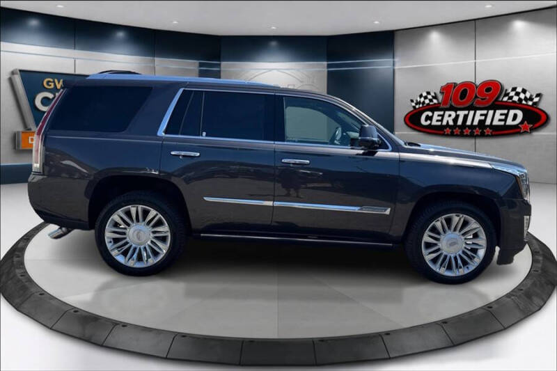 2017 Cadillac Escalade Platinum