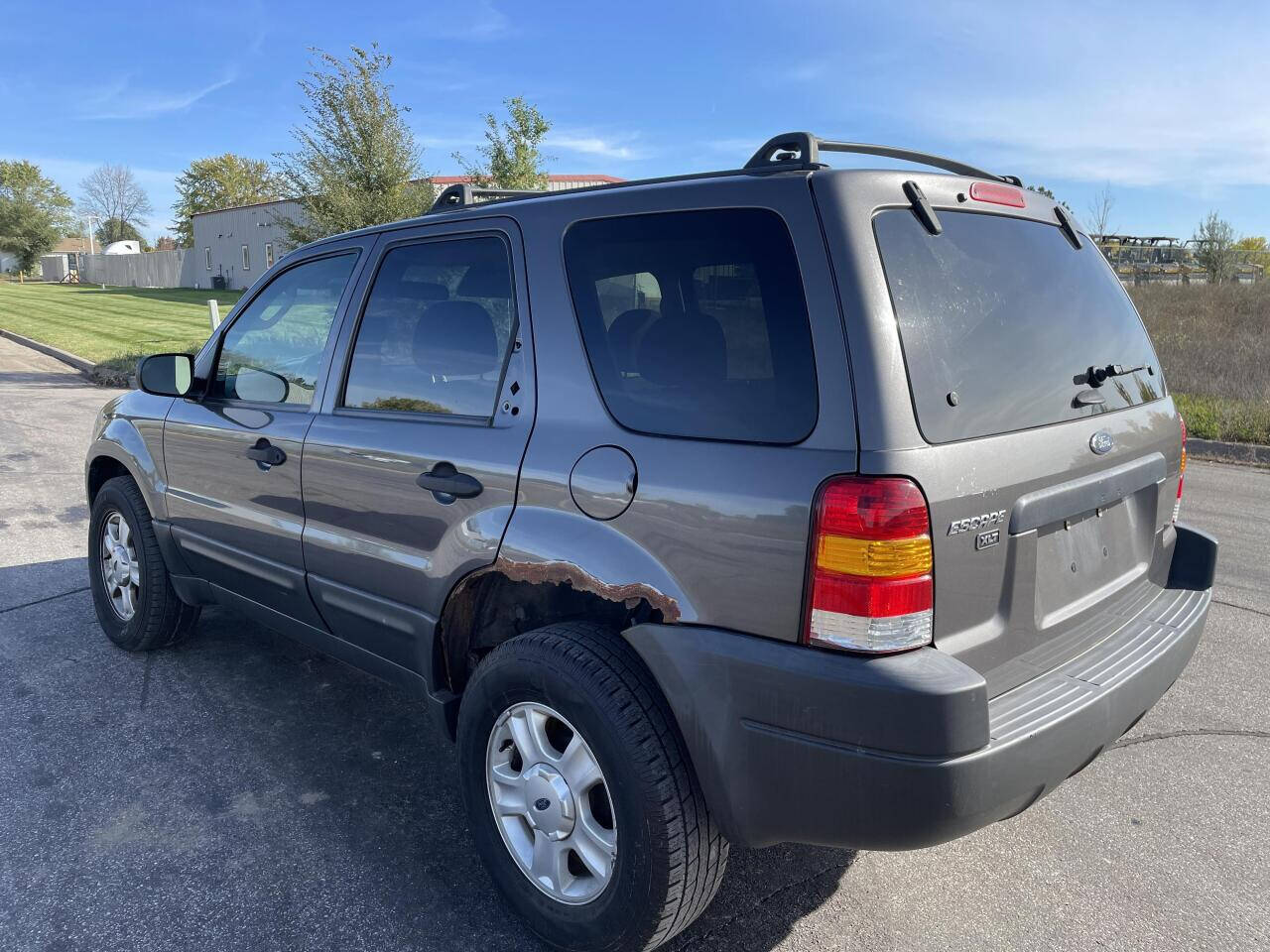 2003 Ford Escape for sale at Twin Cities Auctions in Elk River, MN