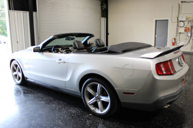 2010 Ford Mustang