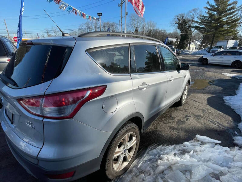 2015 Ford Escape SE