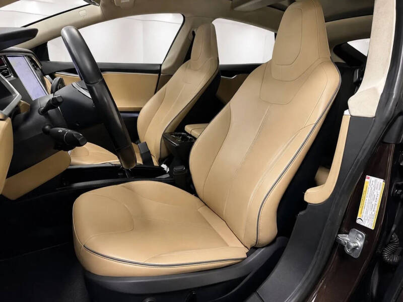 2012 Tesla Model S