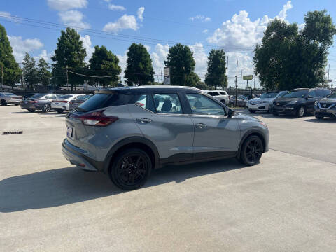 2023 Nissan Kicks SV