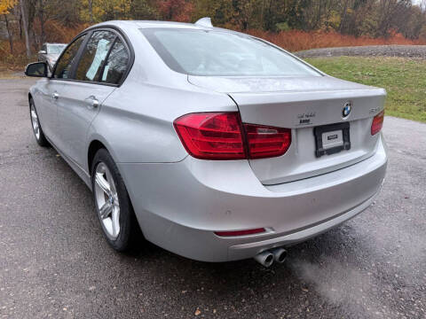 2013 BMW 3 Series 328i
