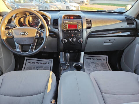2011 Kia Sorento LX