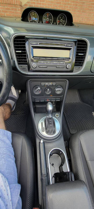 2014 Volkswagen Beetle Convertible R-Line