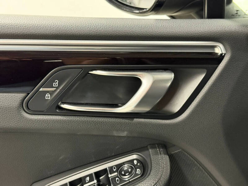 2020 Porsche Macan