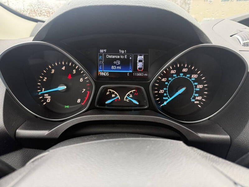 2016 Ford Escape SE