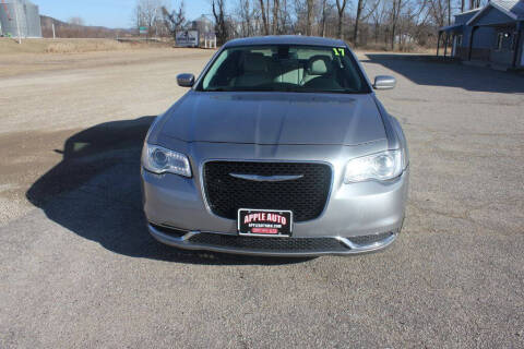 2017 Chrysler 300 Limited