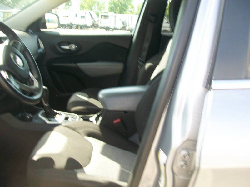 2014 Jeep Cherokee Latitude - Photo 9