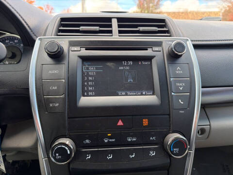 2016 Toyota Camry LE