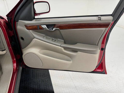 2004 Cadillac DeVille