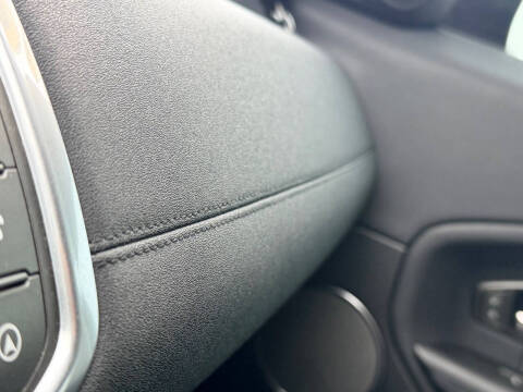 2019 Land Rover Range Rover Evoque SE