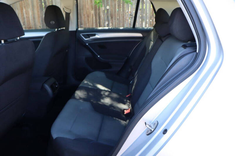 2015 Volkswagen e-Golf Limited Edition