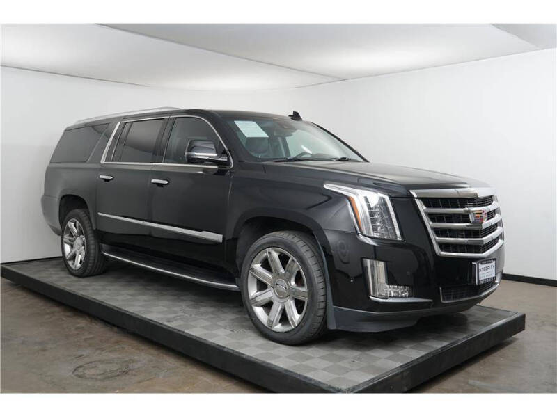 2020 Cadillac Escalade ESV Luxury