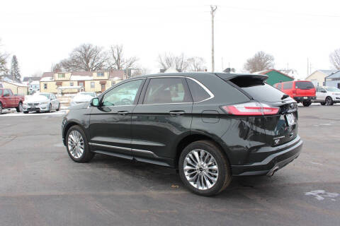 2024 Ford Edge Titanium