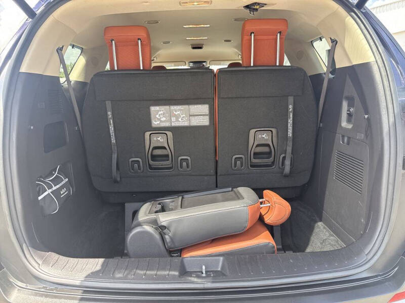 2025 Kia Carnival EX