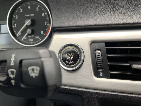 2012 BMW 3 Series 328i