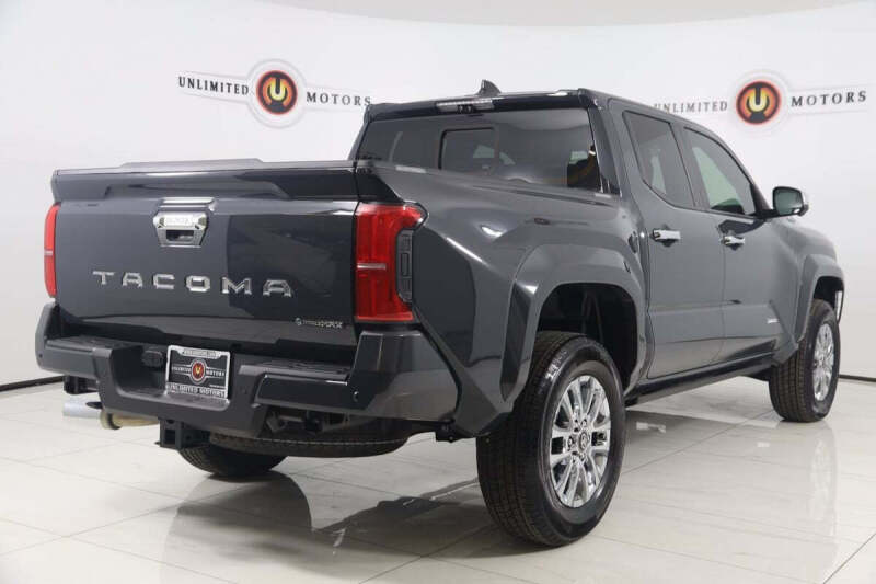 2024 Toyota Tacoma Limited HV