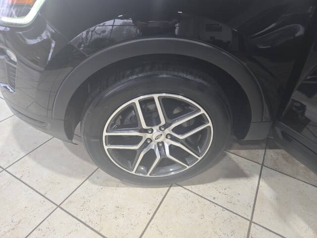 2018 Ford Explorer Sport