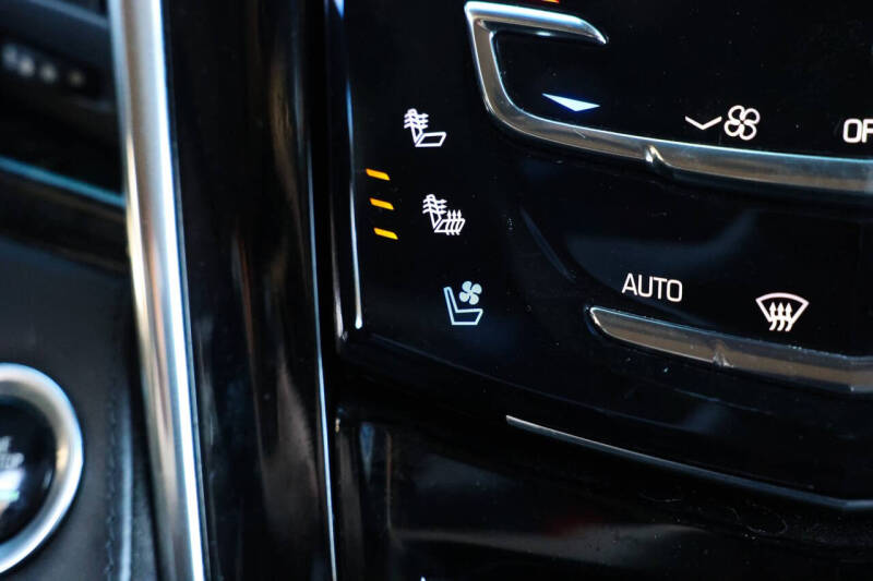 2016 Cadillac Escalade Platinum