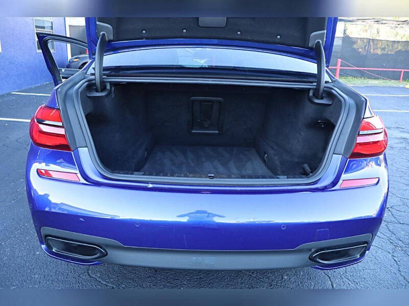 2018 BMW 7 Series 750i