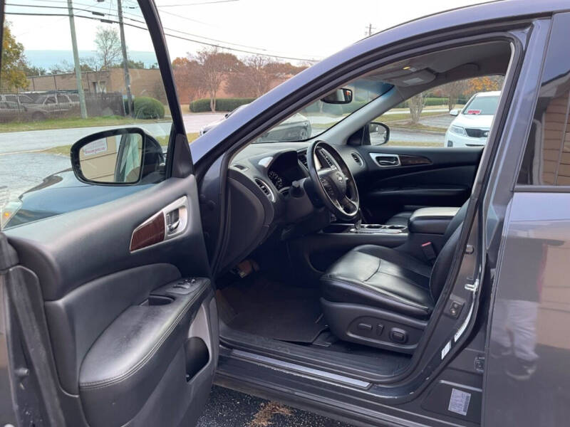 2013 Nissan Pathfinder SL