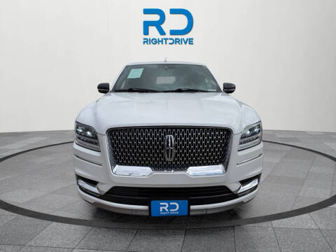 2020 Lincoln Navigator Standard